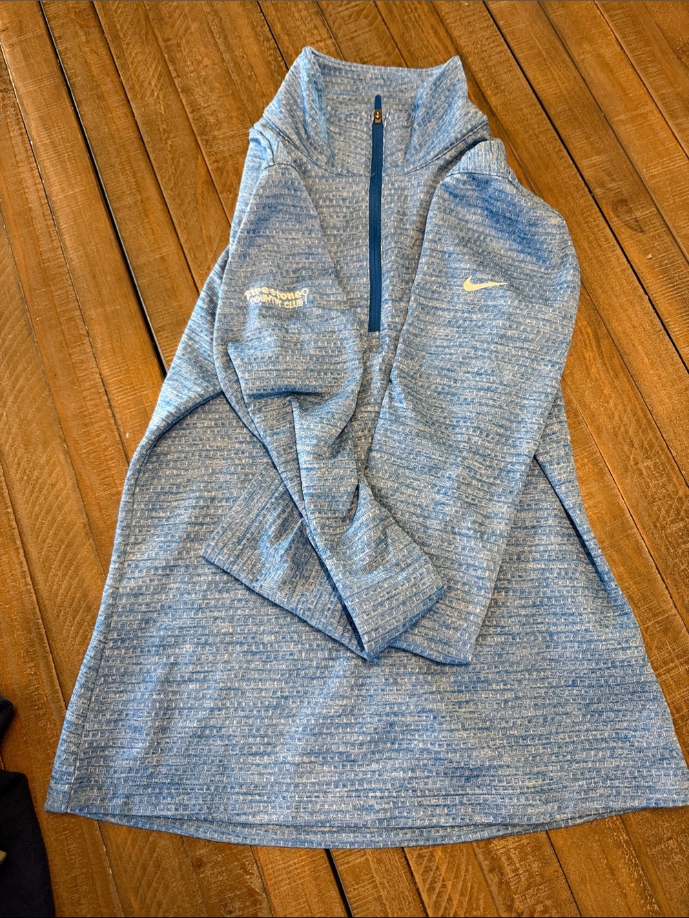 Nike Women’s Heather Light Blue Quarter-Zip Pullover